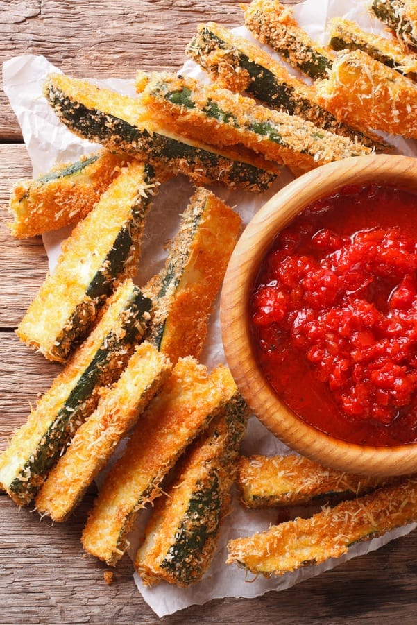 Crispy Zucchini Fries with Marinara Sauce