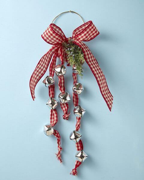 Decorate The Walls With Ribbon Jingle On Christmas Eve