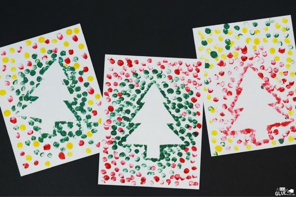 DIY Christmas Crafts for Kids Christmas tree watercolour prints