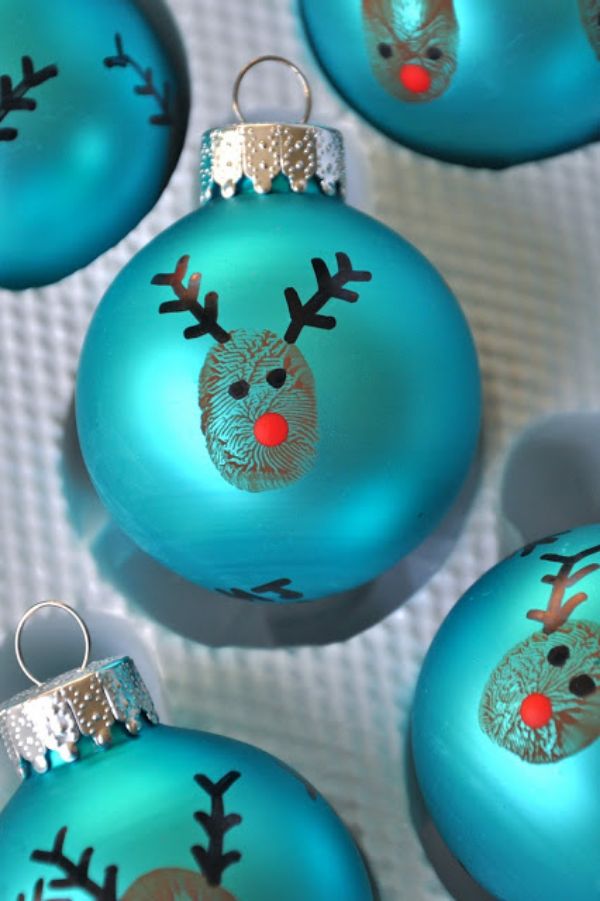 Thumb print reindeer 0rnament